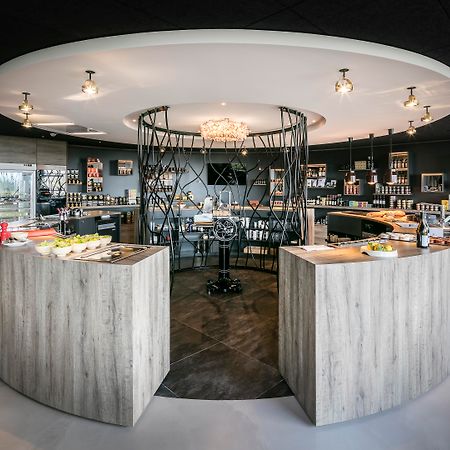 La Butte Hotel Plouider Екстериор снимка