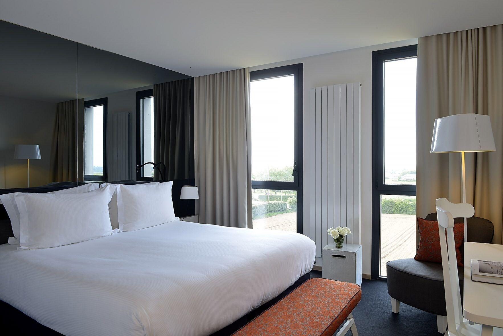 La Butte Hotel Plouider Екстериор снимка