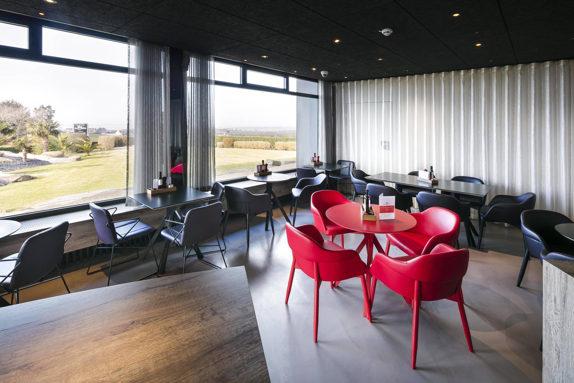 La Butte Hotel Plouider Екстериор снимка